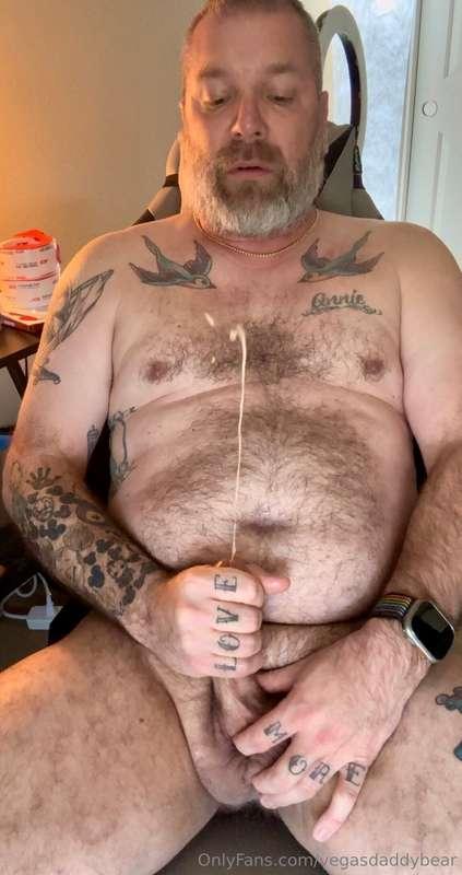 💥💥 off into a new year! HAPPY NEW YEAR 🎆 