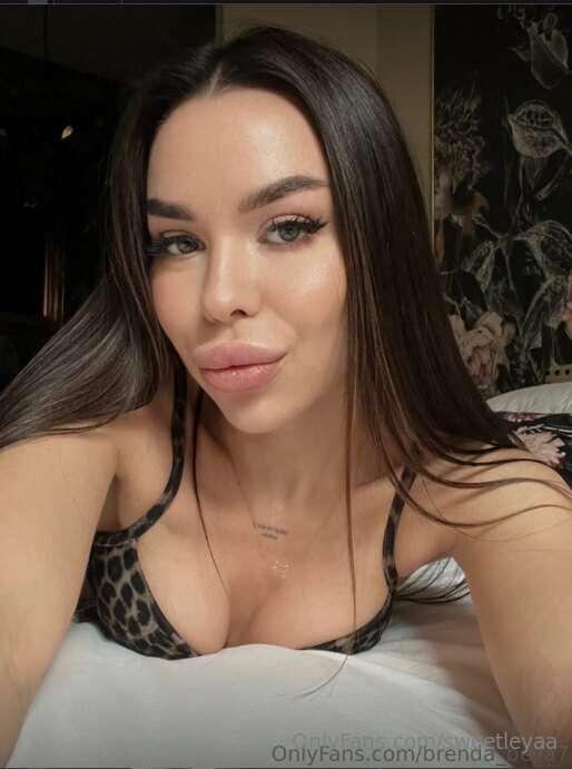 Follow for FREE @brenda_bella7 🤤You won't be able to keep yo..