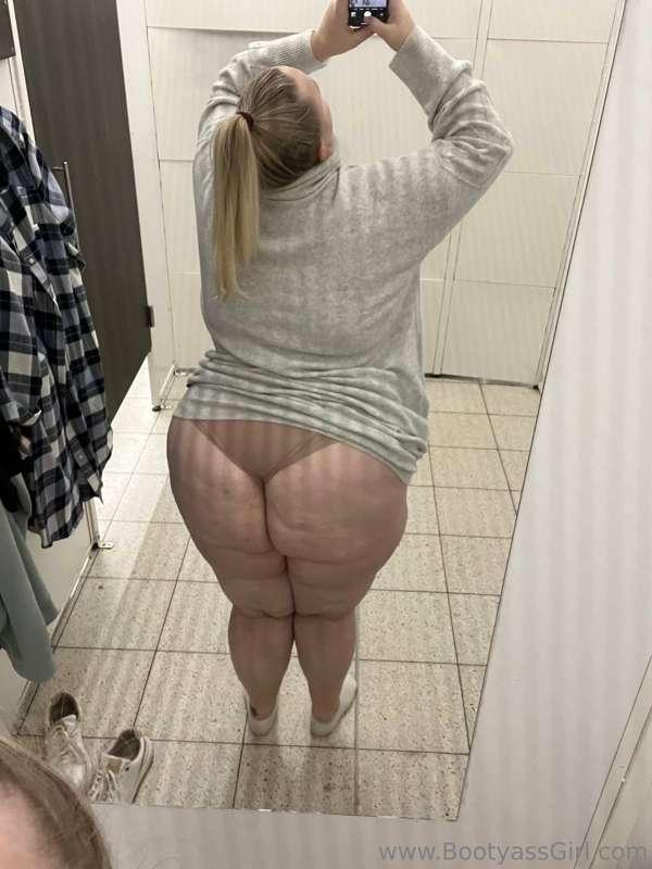bootyassgirl image #1