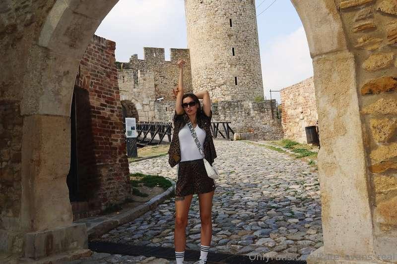 kate_evans_real image #0