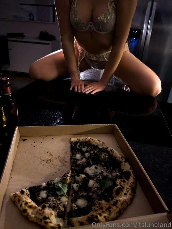 What would you rather eat? The pizza or my pussy? I'll say t..