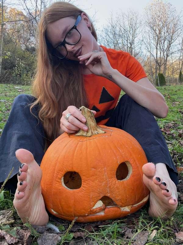 redxxxsuede image #0