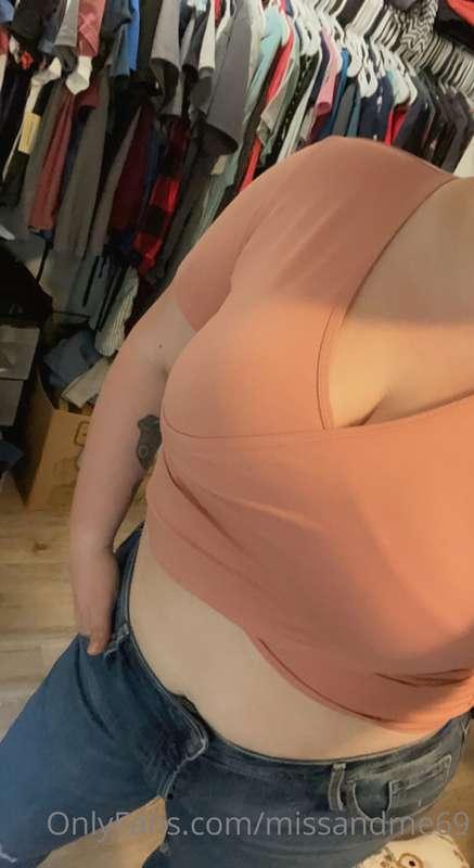 Time to do my MILF duties and take some kiddos to the park w..
