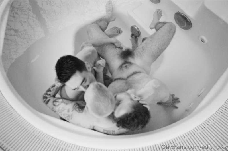 Hot tub fun - with @postmaload & @rush_silver_ftm 