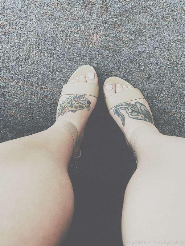 Toes and shoes are wedding ready