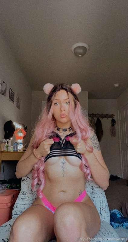 Baby wanna play with me? 🥺👉👈👅