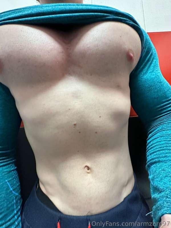 Pumped pecs collection from today. Woof! So fucking pumped