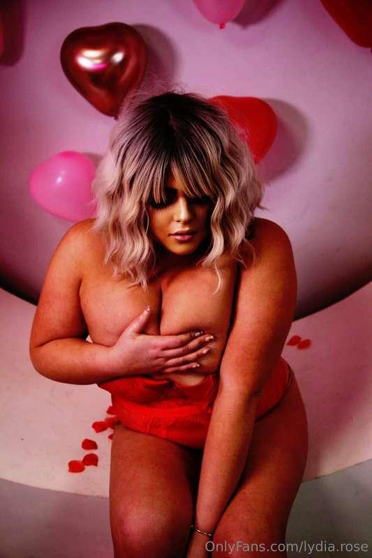Will you make my valentines party? Live streaming from my ma..