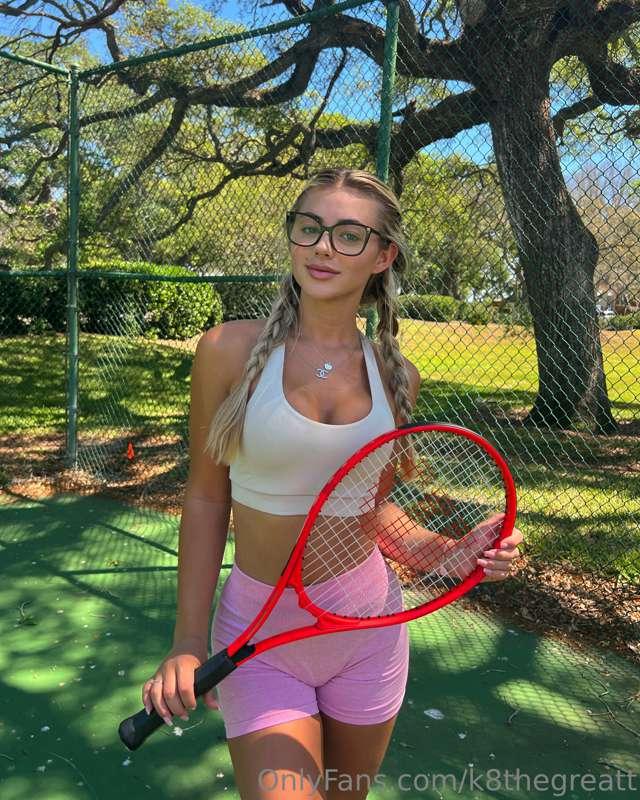 newest hottest tennis girl 🥵 whatcha think?