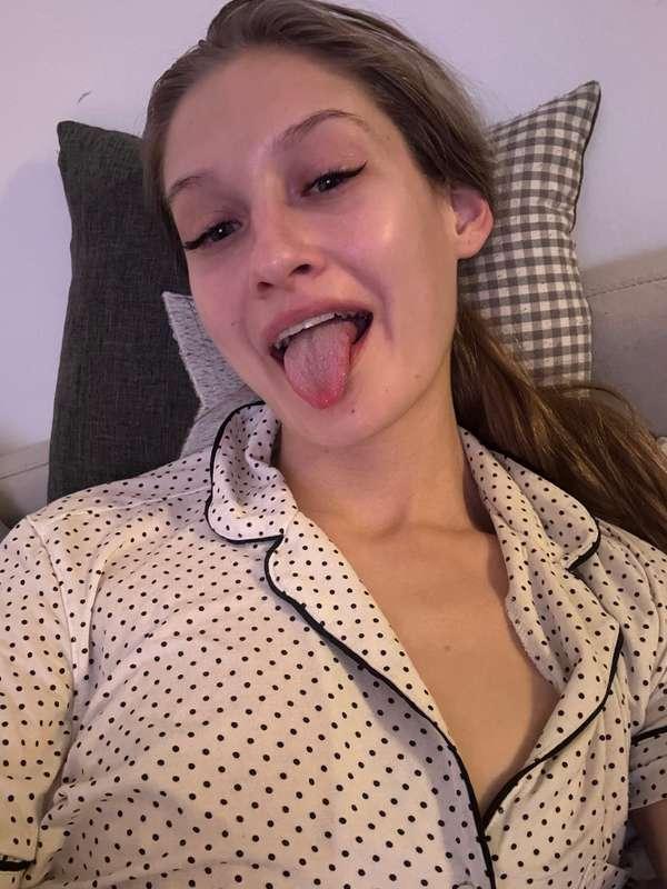 let's end the week with some fun 😏 you know what to do!