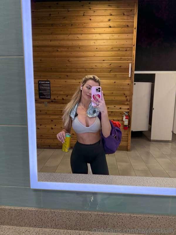 Small steps. Big goals. Keep going 💪