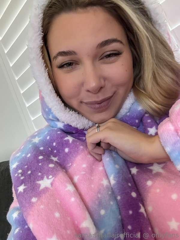samanthaflairofficial image #2