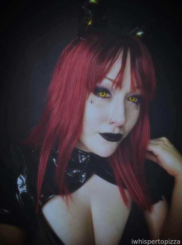 Demon girl 😈👹🖤 #fyp #goth #cosplay 