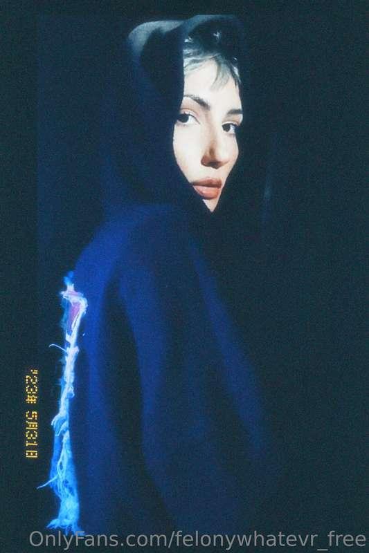 FIEND : black therapy hoodie  Screen printed on canvas and h..