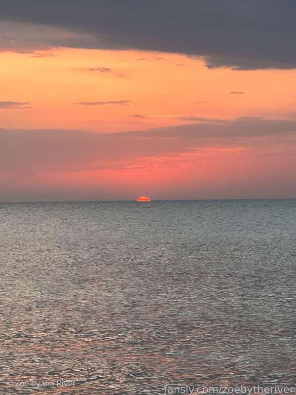 zoebytheriver image #30