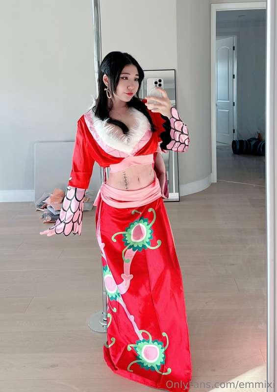 Surprise! Could you guess how naughty Boa Hancock could get?..