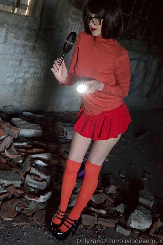 🔍🟠 **Unreleased Set Sale** 🟠🔎  *Jinkies!* Care to join me in..