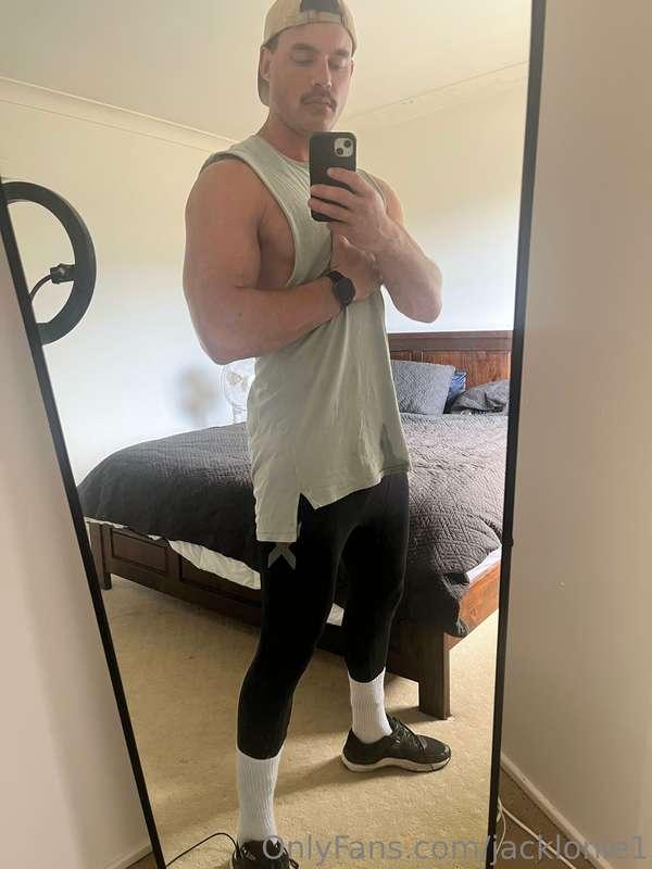 I wanna wrestle you in my bed! 😈 You like that idea? 😏 If so..