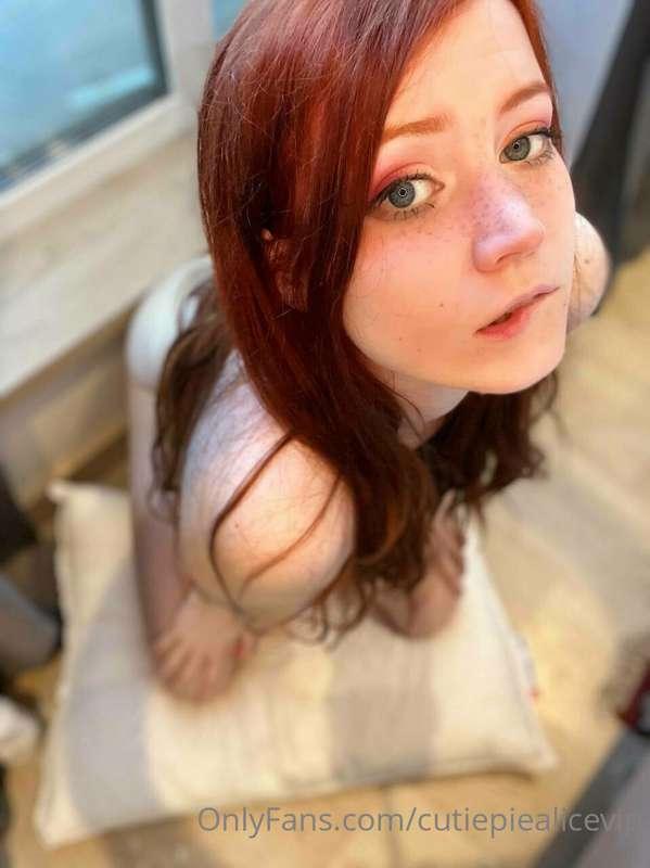 😇 Do my eyes look pretty? 👉👈 Maybe you like my ass a bit mor..