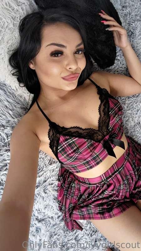 Time for intimate snuggling?🤩