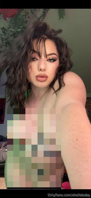Nudes on the feed 🤪