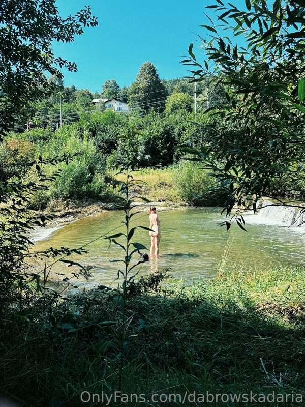 My Dear Fans of photoshoots in the nature: I have something ..
