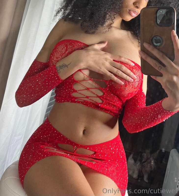 red lingirie fishnet • nudes, nut , mirror pics , come see m..