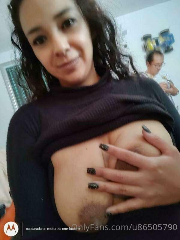 Que tal su dia mis amores quiero portarme mal espero tener s..