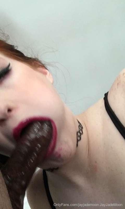 I love stuffing my face with dick.