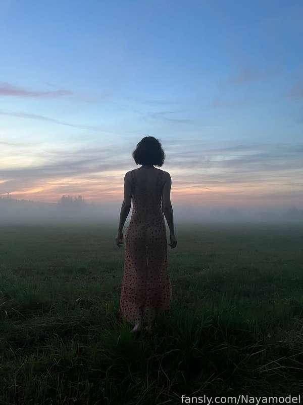 Lady and fog 