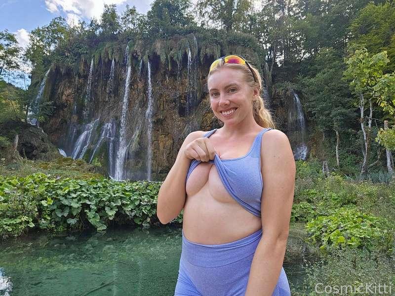 cosmickitti image #1