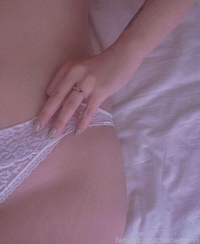 cinnnamonn image #0