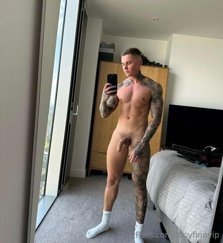 Make me hard with your mouth👅