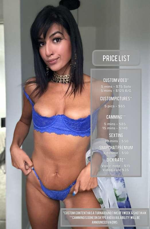 Price List, Camming & Monthly Live 

I’m now taking custom r..