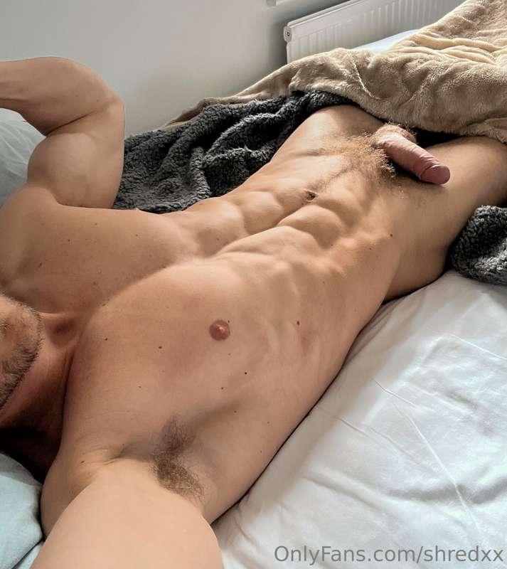 Lazy day..... You want to join Me! 🤔😈