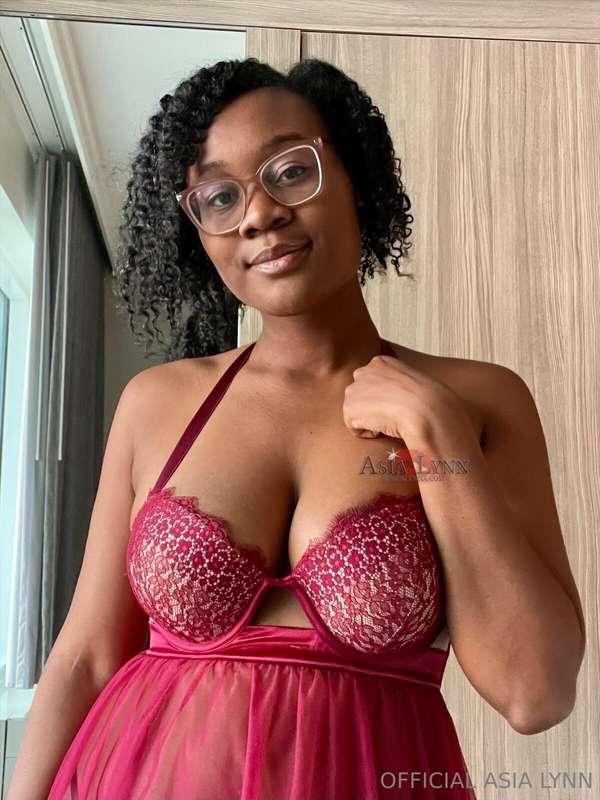 # I love teasing but can I show more? 😍
@xasialynnx