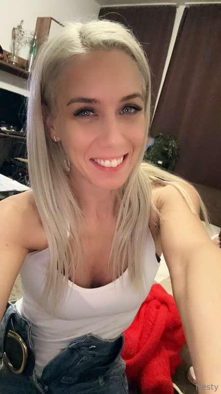 Good night guys!😘🥰