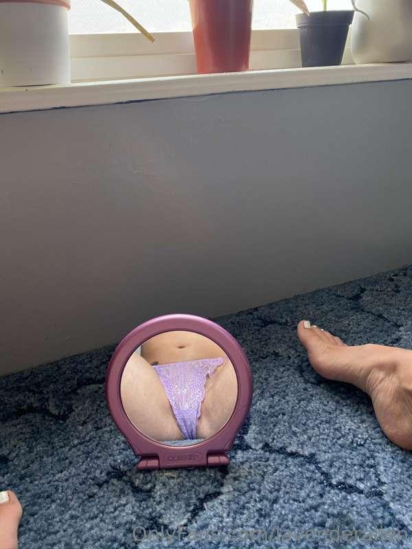 This angle>>> do you wanna see these without the panties?👀