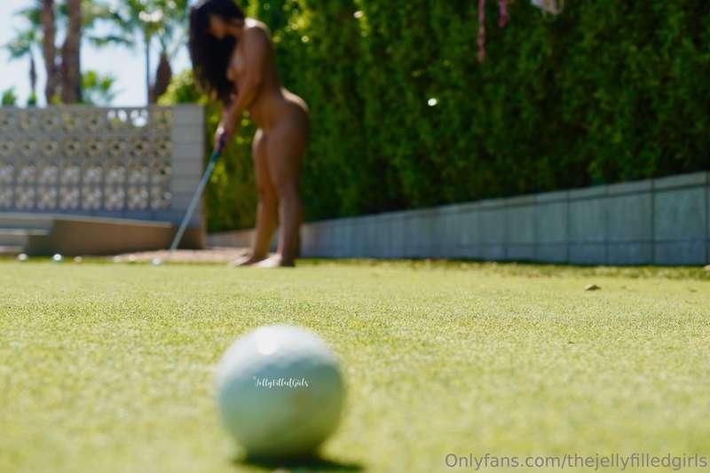 What's a game of golf without a little friendly (nude) compe..