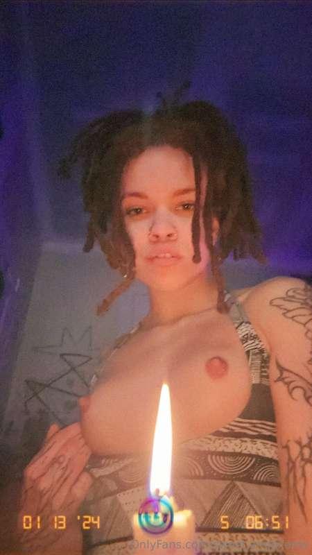 This pussy just as magical as these pics fr