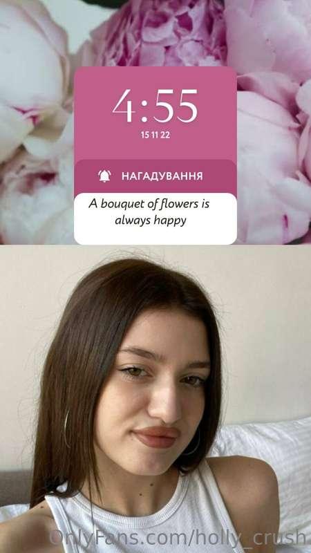#HollyCrush