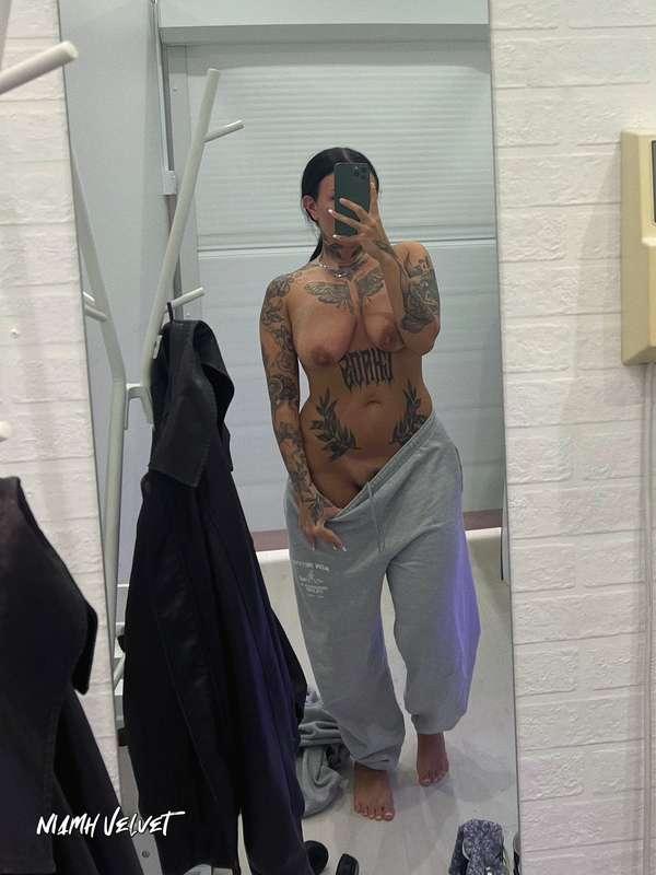 niamhvelvetvip image #0