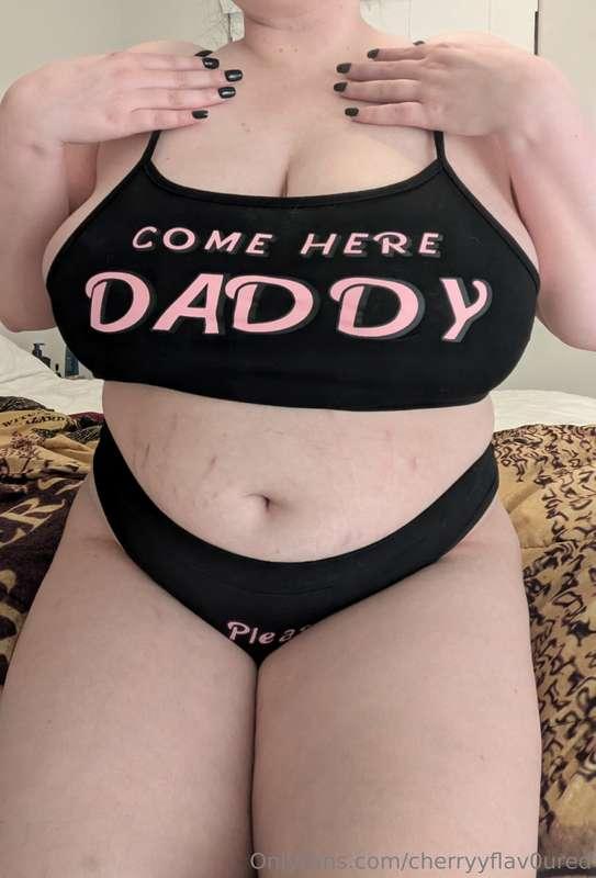 Sexy Saturday 🍒 
