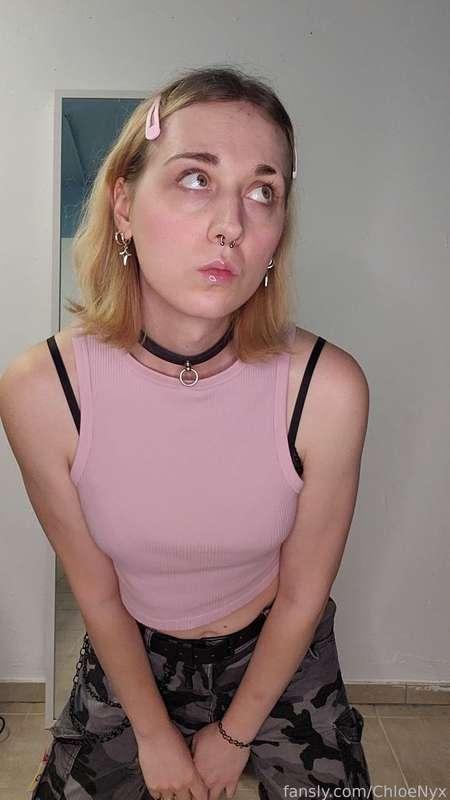chloenyx image #2