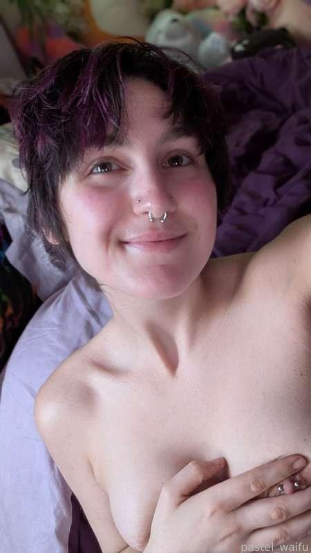 selfies with my nips saying helloooo

#pale #petite #hairy #brunette #enby #nonbinary #piercings #natural #unshaven #allnatural #amateur #solo #piercednipples #shorthair #tomboy #hardnipples #collarbones #facialpiercings #nosepiercings #hairyarmpit #tuberousbreasts #tuberous