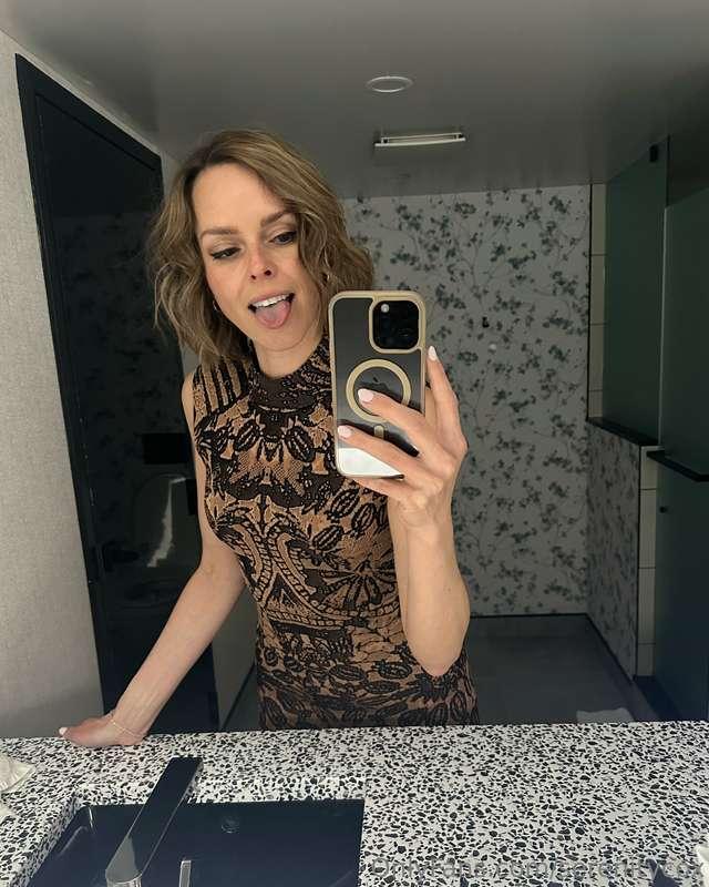 We freshened up a little and went out to another bar for a c..