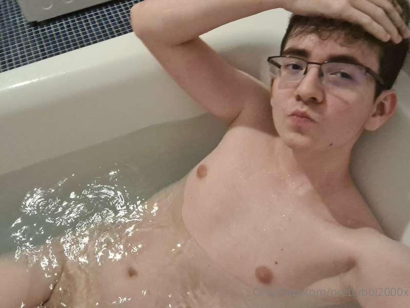 prettyboi2000x image #3