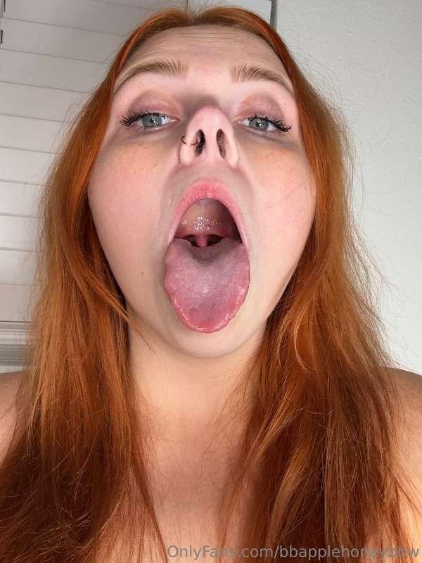 Cum for me? Right inside my pretty mouth 💦