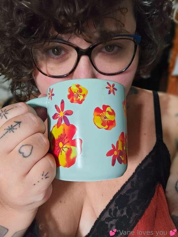 ☕️ First, coffee ☕️ ✨️Uncensored coffee on my VIP✨️ @sweetfa..