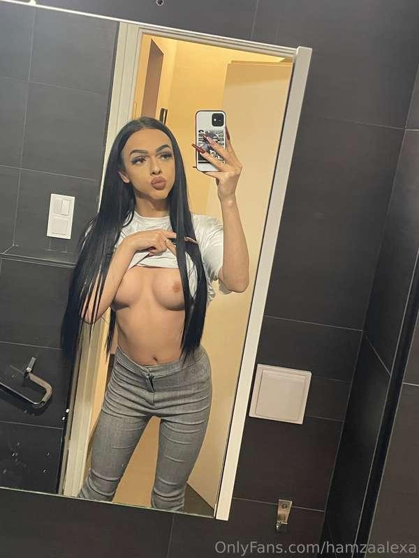 Random csajoss💋 privatban elkuldtem nektek az igert uj lovag..